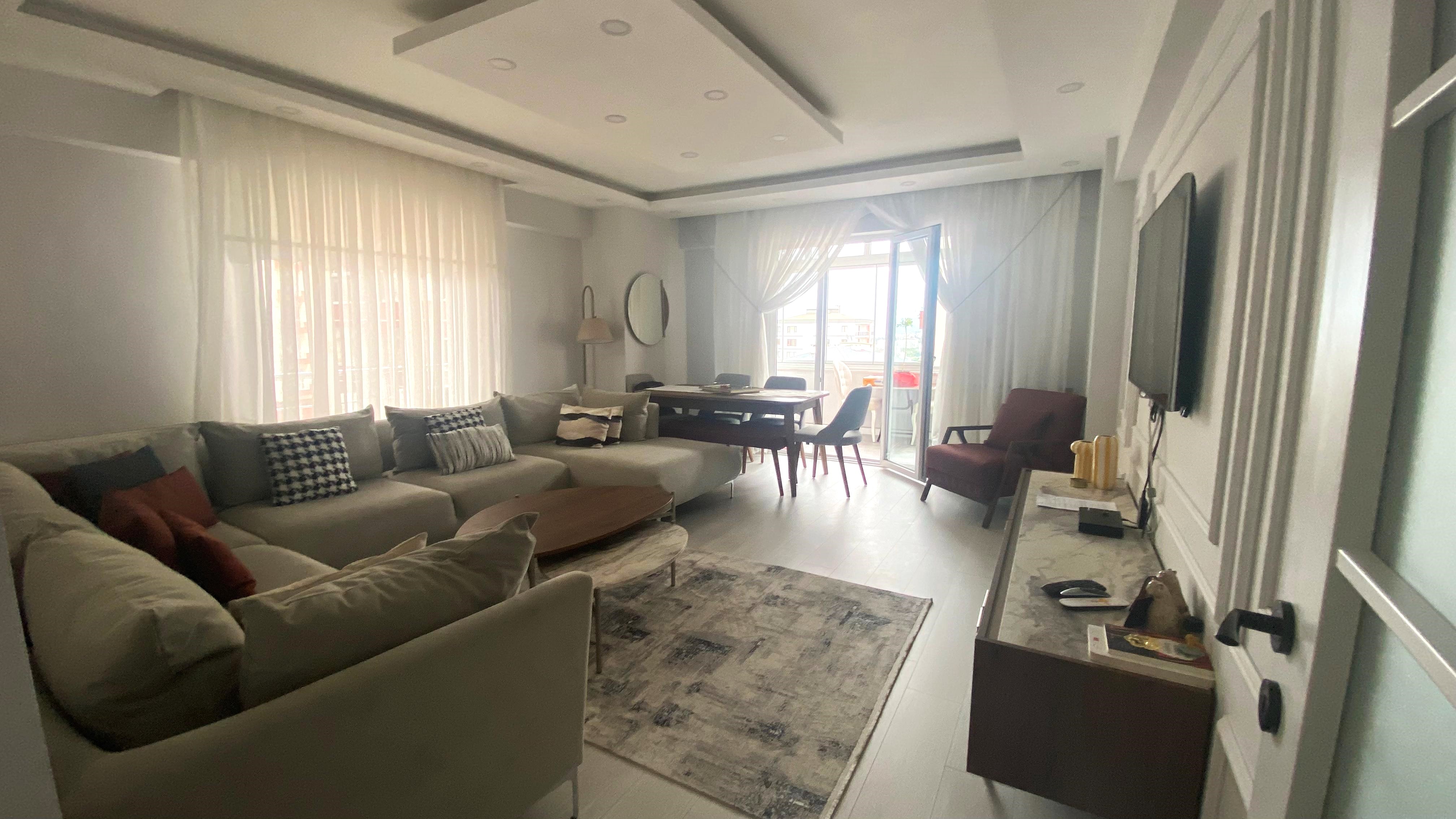 ÇUKURÇAYIR'DA SİTE İÇERİSİNDE İÇİ FULL YAPILI 3+1 SATILIK DAİRE